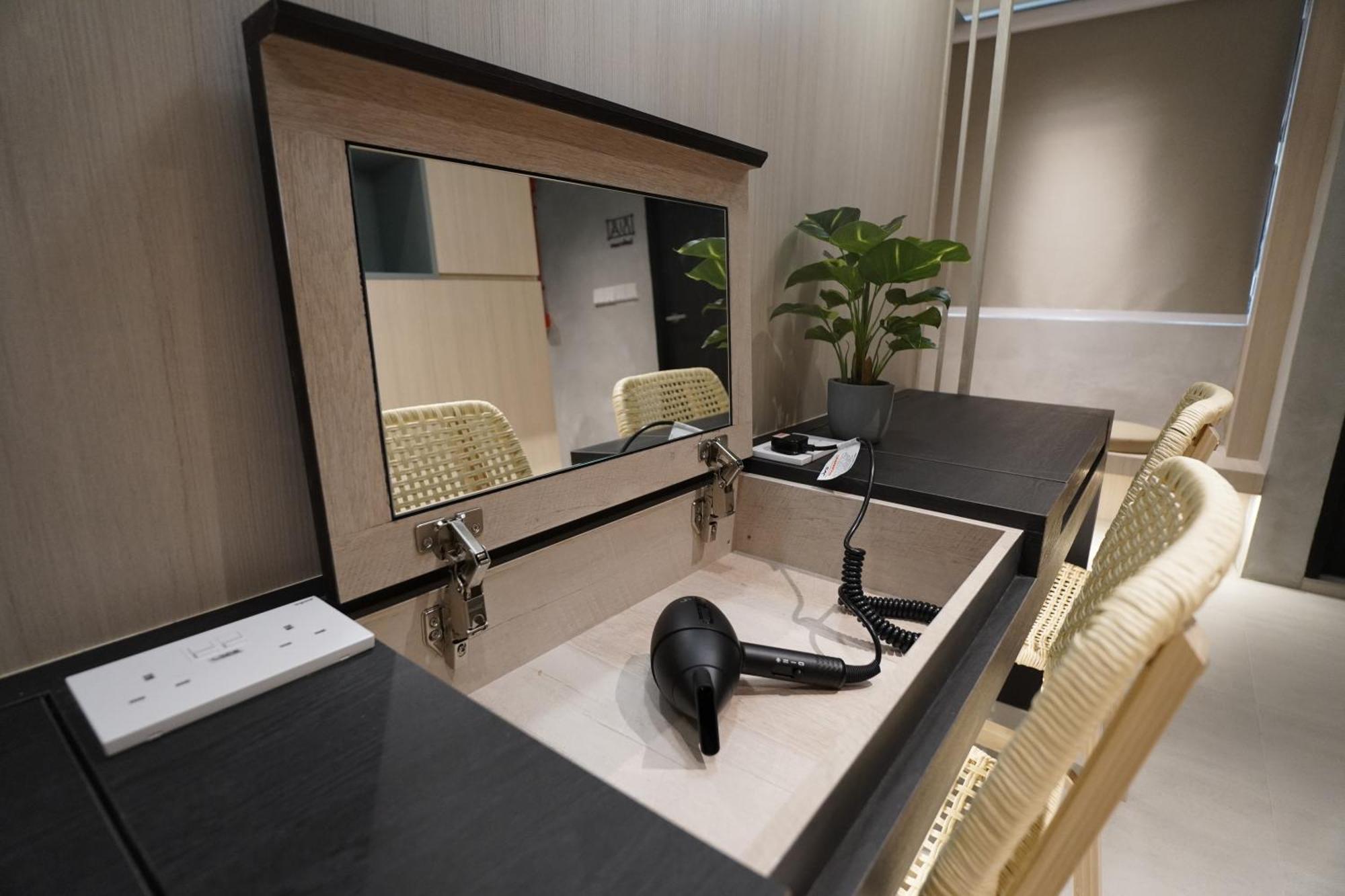 Jyu Capsule Hotel Singapore Bagian luar foto